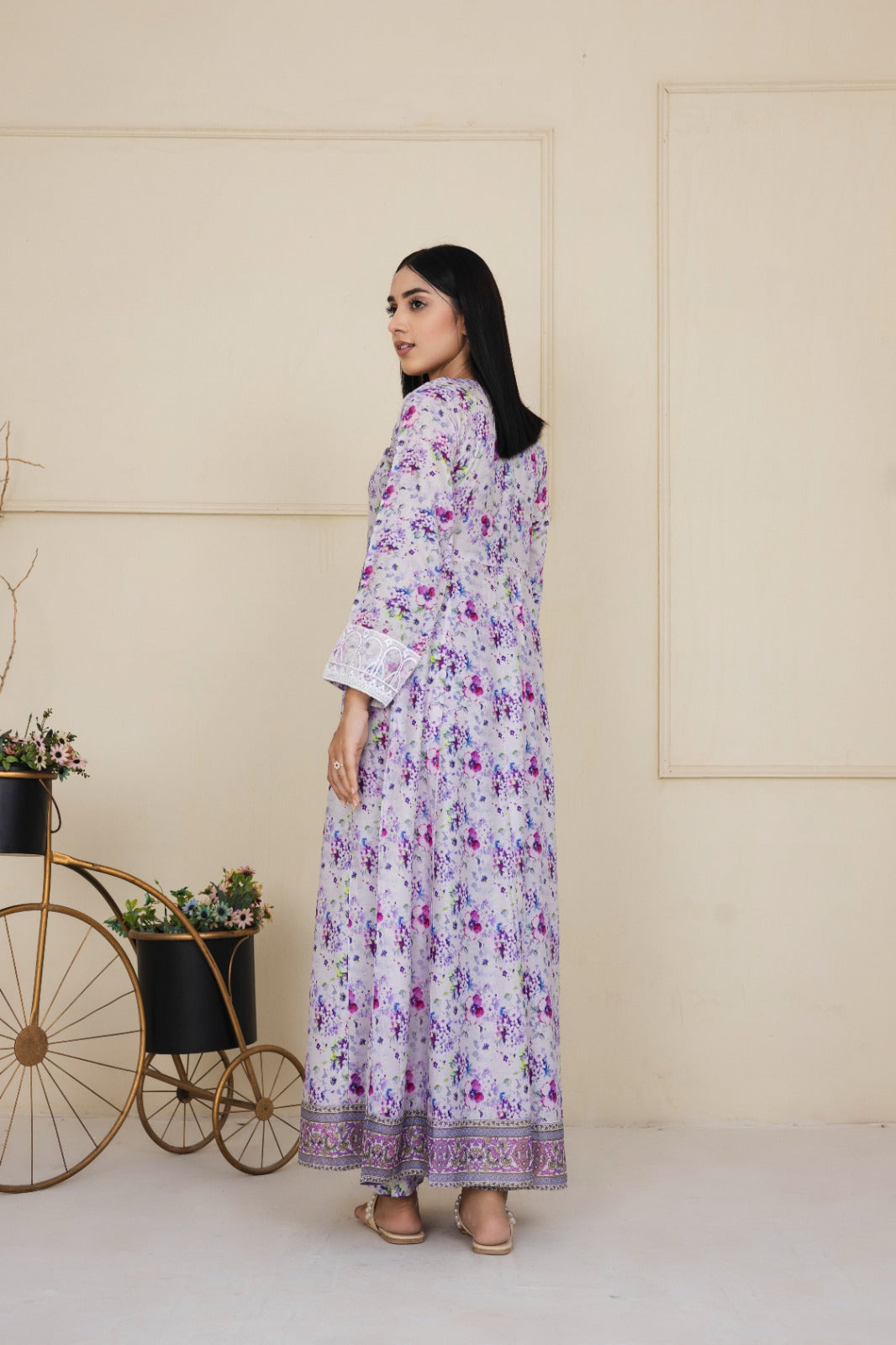 2 Piece White and Purple Printed Suit Womens Pakistani Chiffon Dresses, Pakistani Party Wear Pakistani Salwar Kameez Embroidered Pakistani Clothes